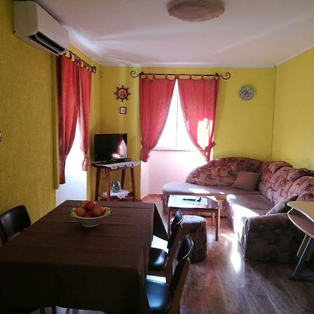 Appartamento Apartman Jadreskic Mošćenička Draga Esterno foto